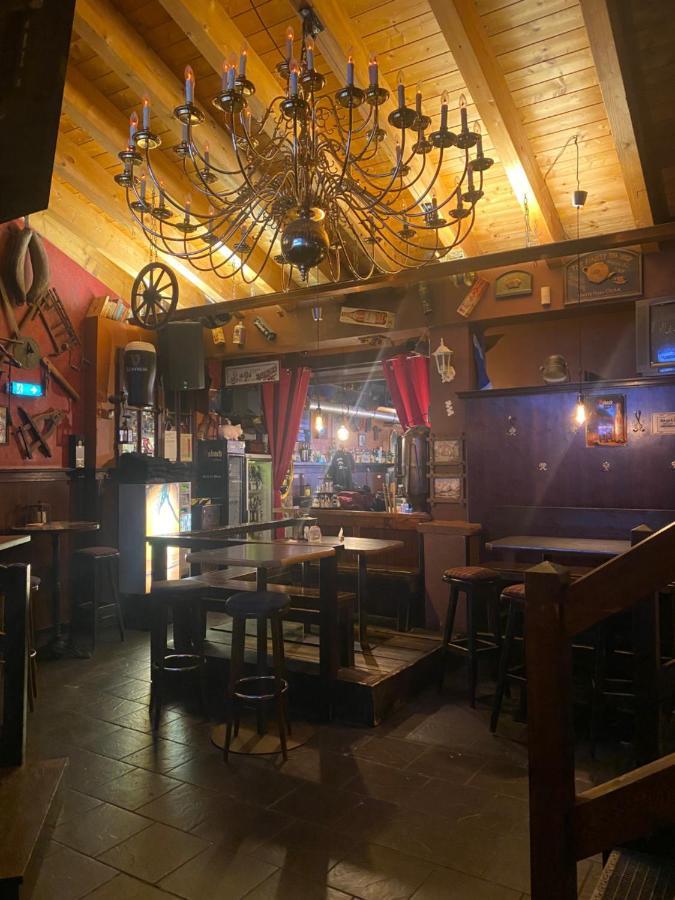 Апартаменти Schlafen Ueber Der Whiskybar Рюдесгайм-ам-Райн Екстер'єр фото